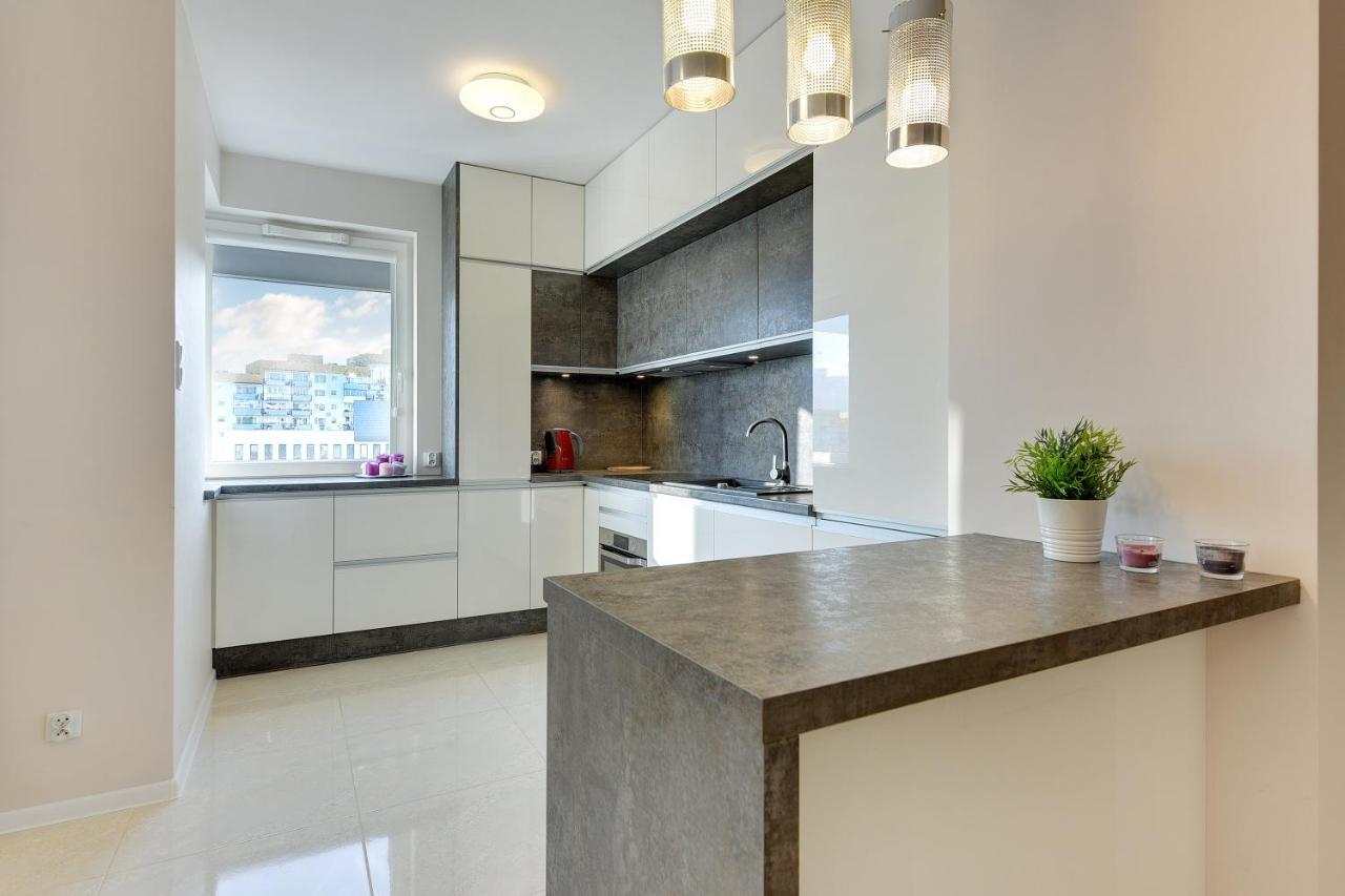 Aviator White Apartment Гданск Екстериор снимка